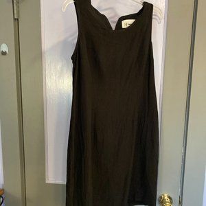 Woman's Lil black dress